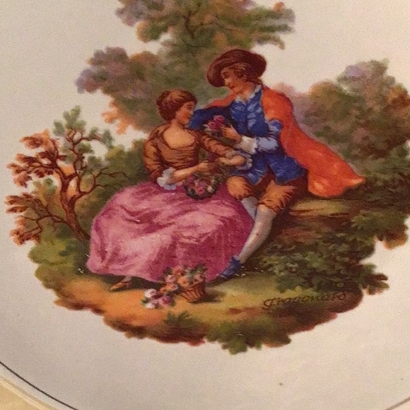 DECORATIVE PLATE WITH GOLD TRIM MADE IN GREECE VINTAGE - Picture 2 of 4